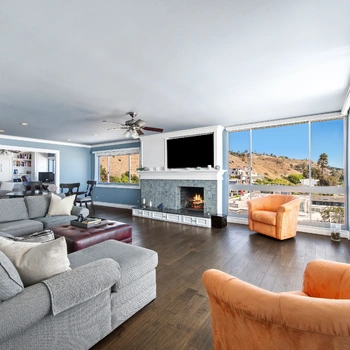 22548 Pacific Coast Highway, 401 photo 8