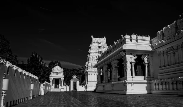 Malibu Hindu Temple 1
