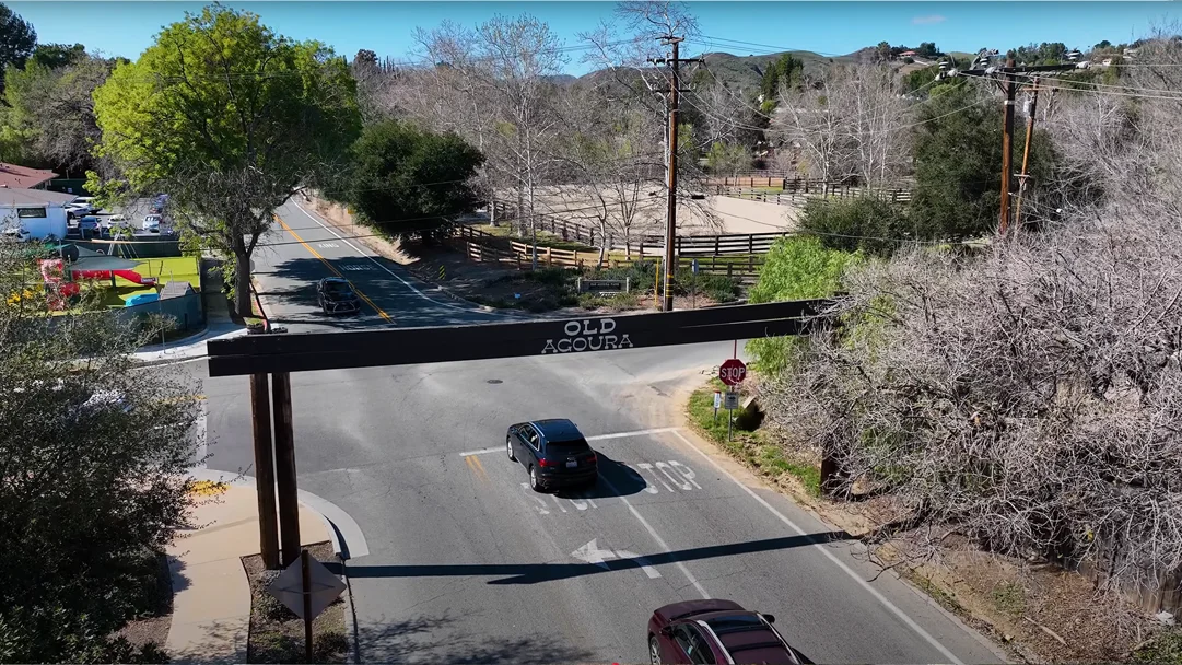 Old Agoura Sign